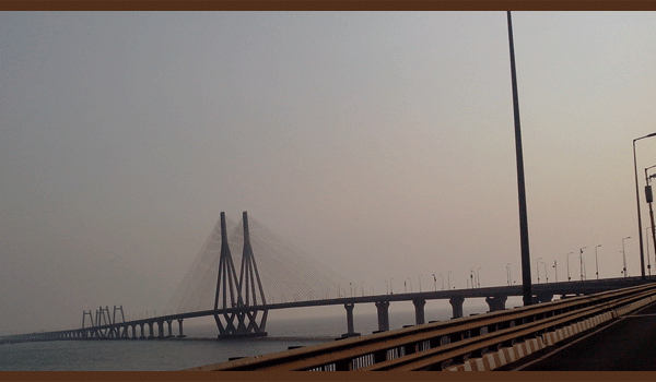 bandra-worli-sea-link-mumbai-india