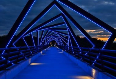 high trestle trail bridge,