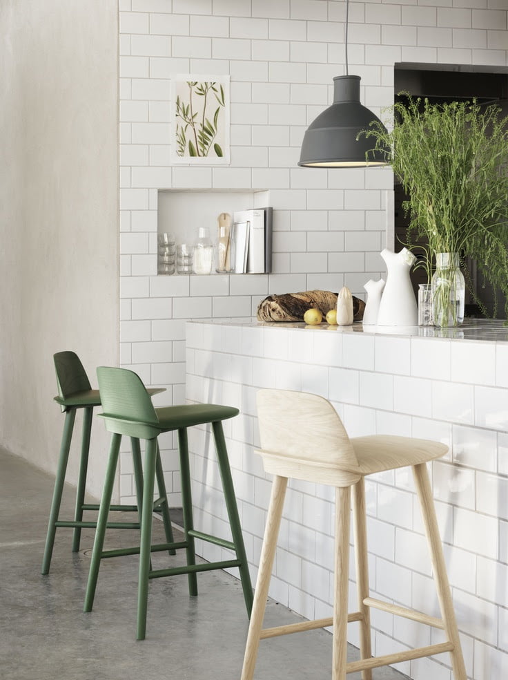 Give your kitchen a clean and fresh vibe with green accents