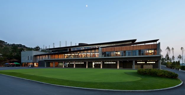 golf clubhouse design,