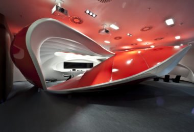 vodafone customer experience center, vodafone, vodafone customers, vodafone customer experience center interior design, vodafone showroom interior design, vodafone design, interior design, customer experience center interior design,