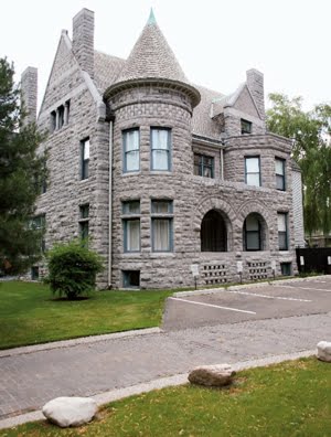 Richardsonian Architectural Style, Romanesque Revival Architecture,