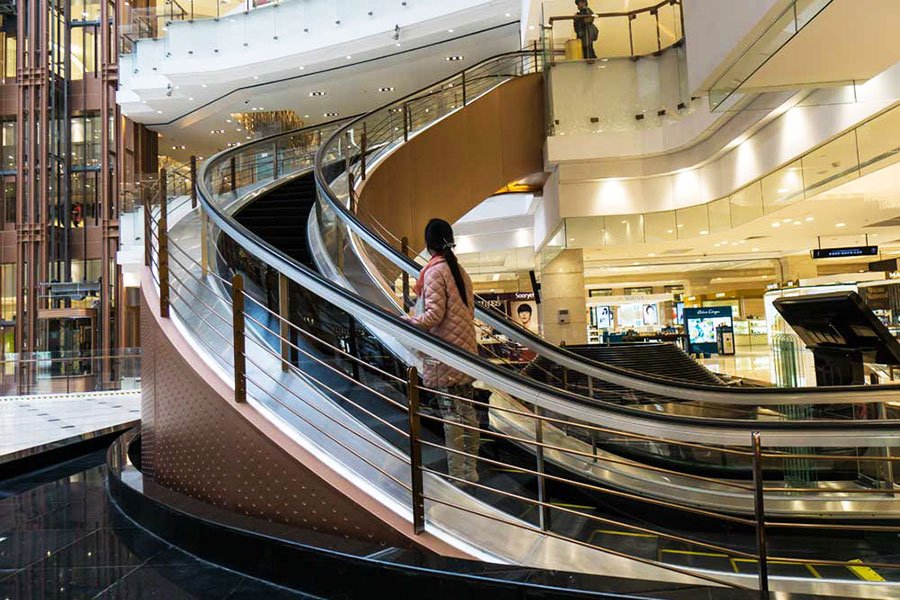 spiral escalator mitsubishi, Walking Escalator, Working of Escalator, How to Use Escalator, Elevators and Escalators, Escalator Mechanism, Escalator Design, Escalator Manufacturers, types of escalator, escalator parts, ,escalator pronunciation, escalator working, escalator video,