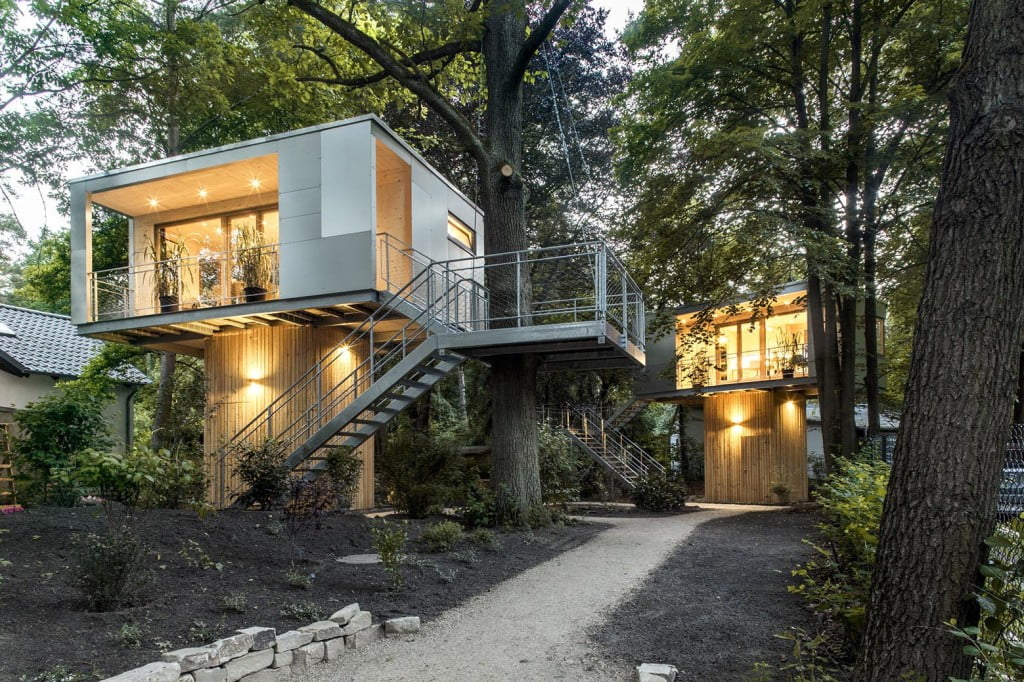 tree house ideas, tree houses to live in, tree house design, modern tree houses, coolest treehouse in the world, cool tree houses, modern tree homes,