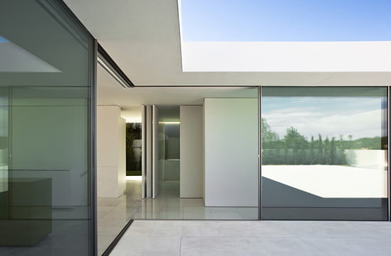 LEAD-vitrocsa-FRAN-SILVESTRE-ARQUITECTOS-VALENCIA-Operable Walls Architectural Panels For Architecture Without Borders