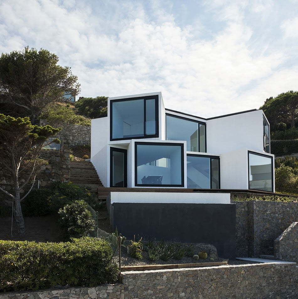 Seafront, Sunflower Modern House Architecture, Design,