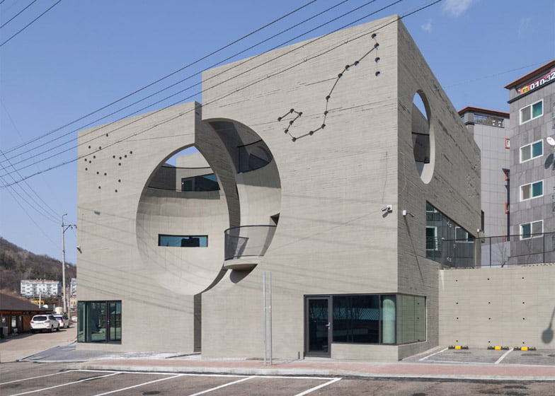 Two Moon Junction, Twin House, Architectural Designs, Concave Exposed Concrete Texture Facades, Ar. Moon Hoon, Seoul, South Korea,