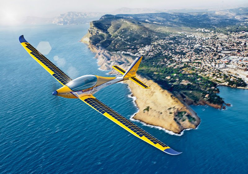 SolarWorld and PC-AERO Unveil Two New Solar-Powered Airplanes