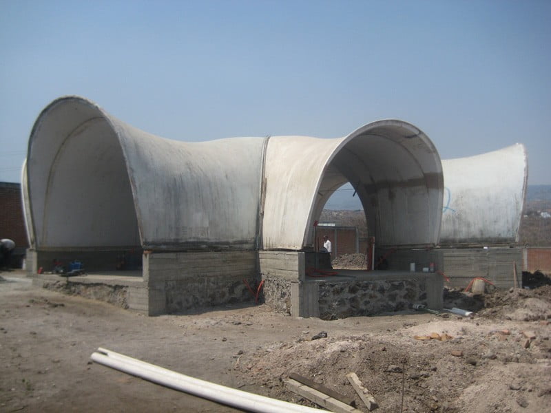 Parabolic Vaulted Ceiling House Design Unconventional Architecture Approach In Mexico (2)