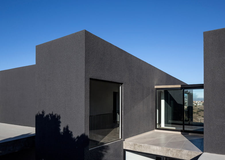 stucco house,