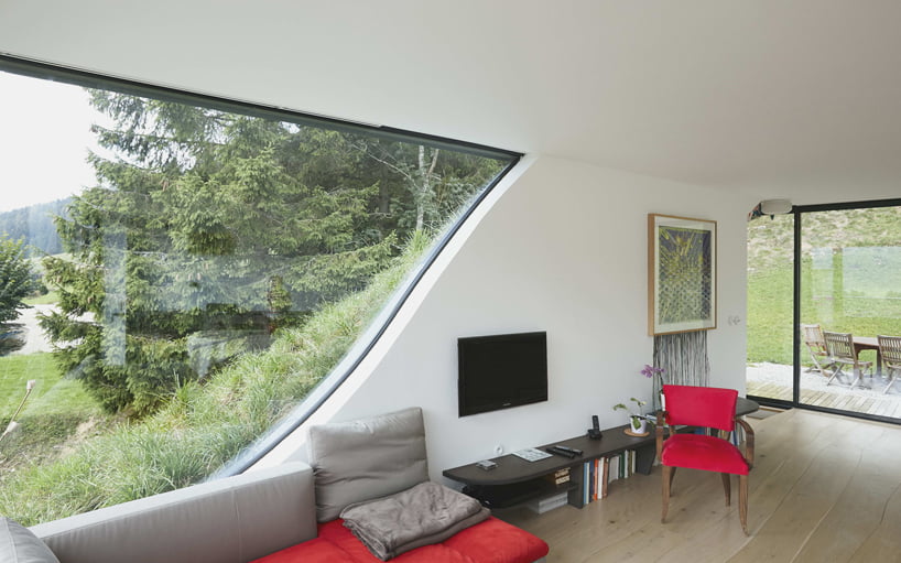 Modern French House Design Casa Jura by JDS architects (20)