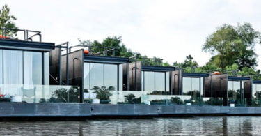 floating house,