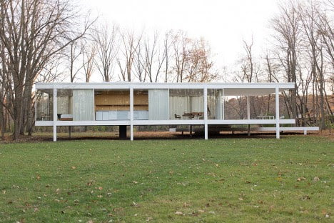 mid century design of Farnsworth House by Mies van der Rohe