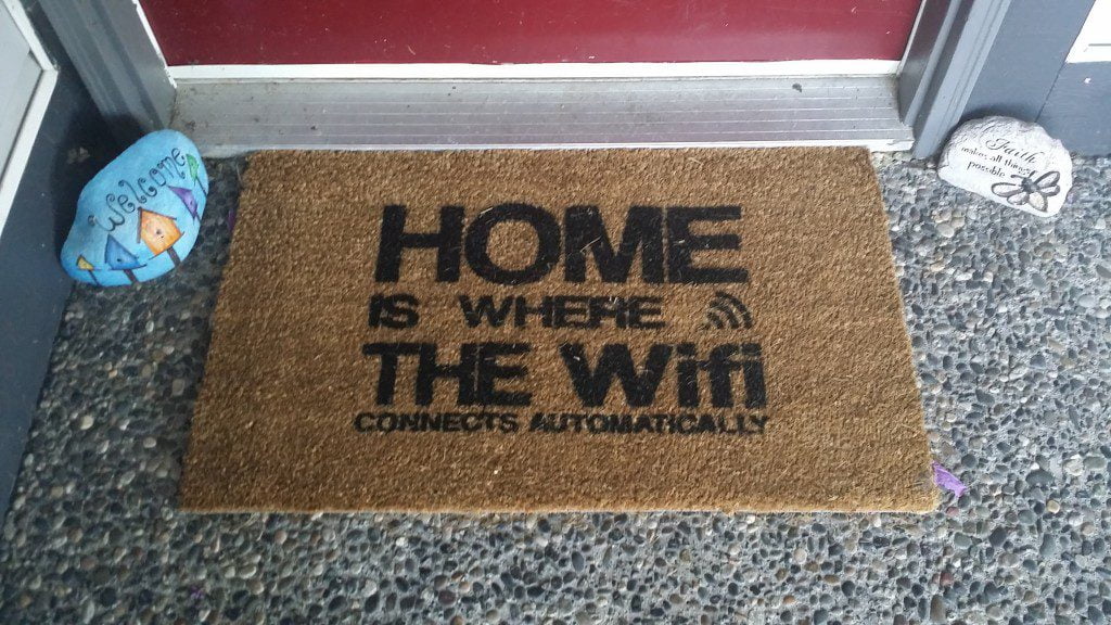 Door-Mat-wifi-connects