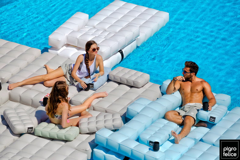 inflatable sofa-for-pool-Pigro-Felice