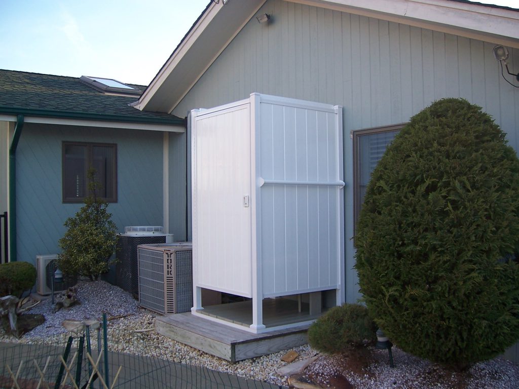 Outdoor Shower Enclosures