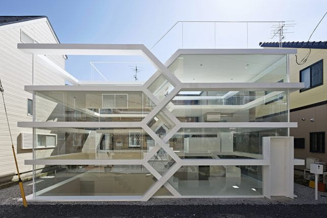 Transparent Zig Zag House by Yuusuke Karasawa