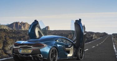 McLaren 570GT,