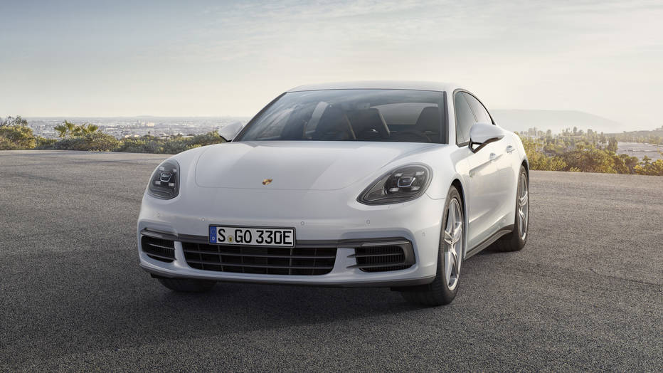 porsche panamera 4 e-hybrid,