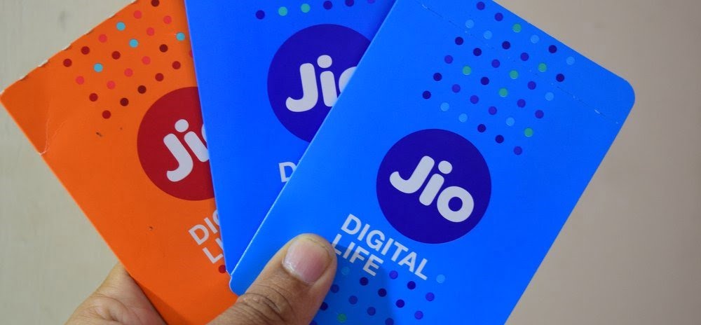 jio sim card postpaid or prepaid,