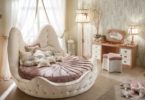 round bed,