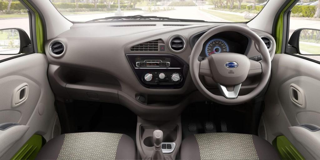 Datsun Redi-go Interior,