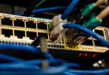 Network Switch vs Routers,
