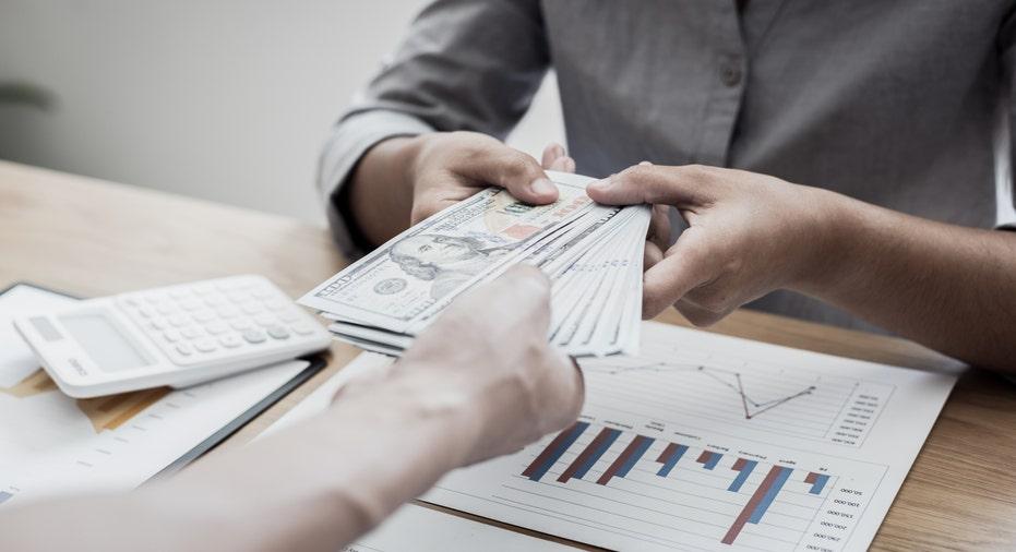 money exchange in cash,